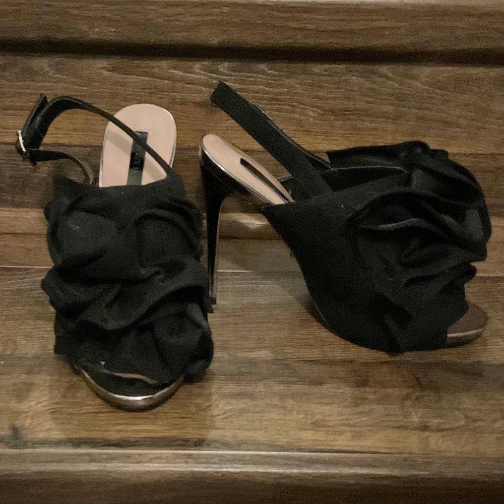 Lost Ink Unique Ruffle Slingback Pumps 7.5 - Picture 1 of 11